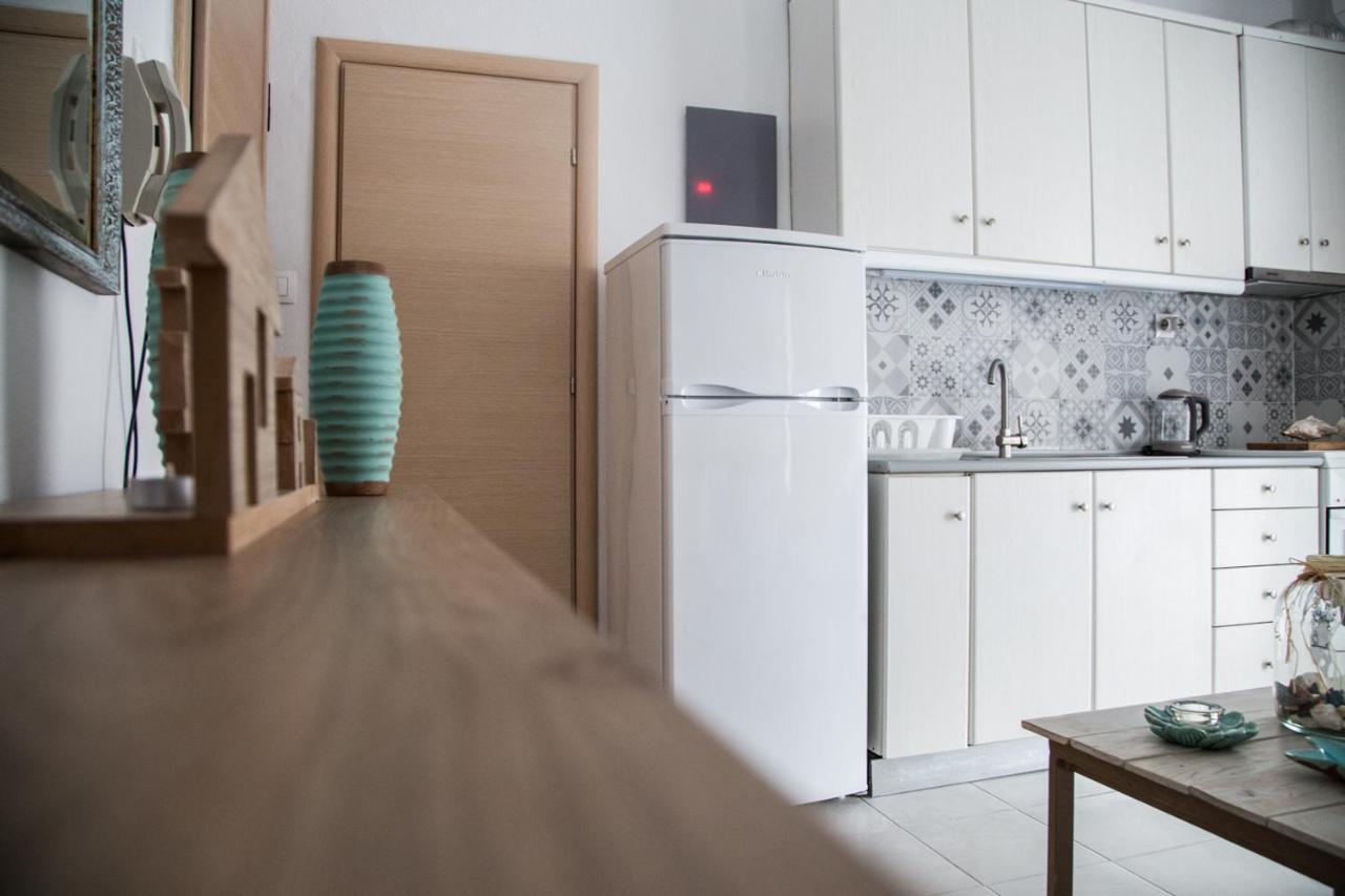 Grey Theros Apartments パラリア・ディオニショウ エクステリア 写真