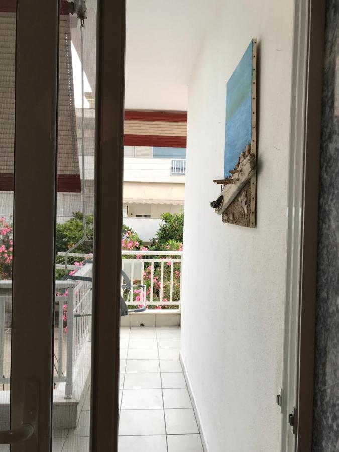 Grey Theros Apartments パラリア・ディオニショウ エクステリア 写真
