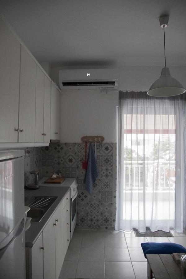 Grey Theros Apartments パラリア・ディオニショウ エクステリア 写真